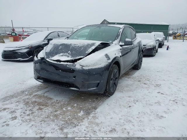 2024 TESLA MODEL Y 7SAYGDEE7RA302264 Photo 1