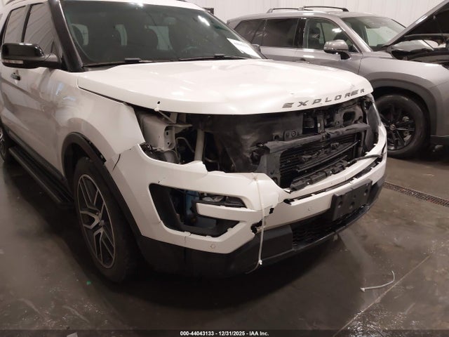 1FM5K8GT1HGA69230 Ford EXPLORER SPORT