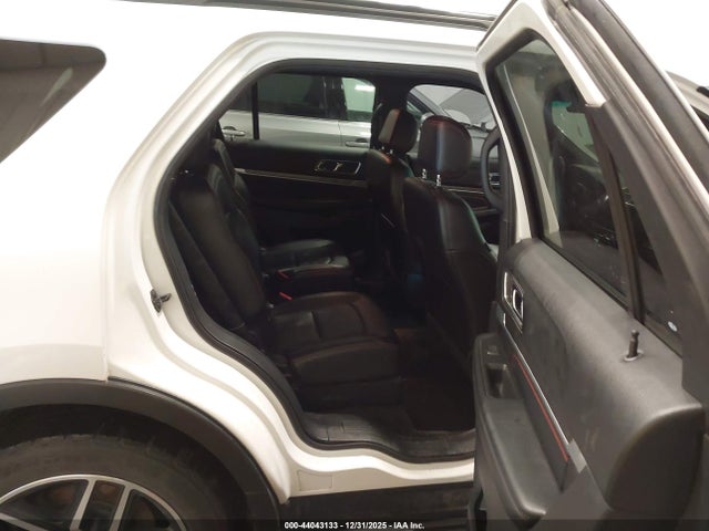 1FM5K8GT1HGA69230 Ford EXPLORER SPORT
