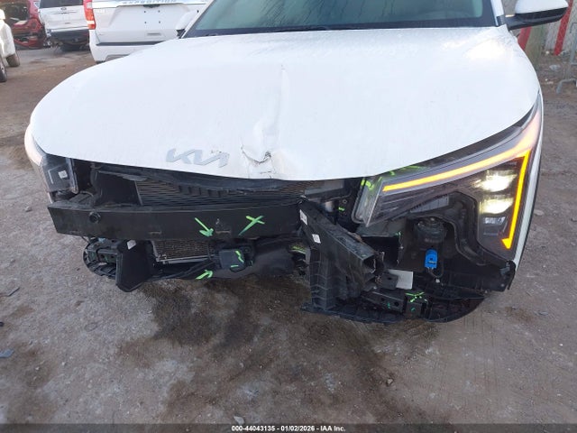 Продажа на аукционе авто 2025 Kia K4 Lxs, vin: 3KPFT4DE4SE019109, номер лота: 44043135