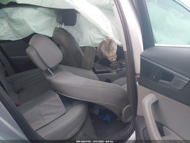 2018 AUDI A4 WAUENAF40JA125032 Photo 7