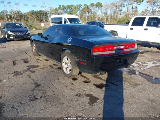 2013 DODGE CHALLENGER 2C3CDYAG2DH700331 Photo 2