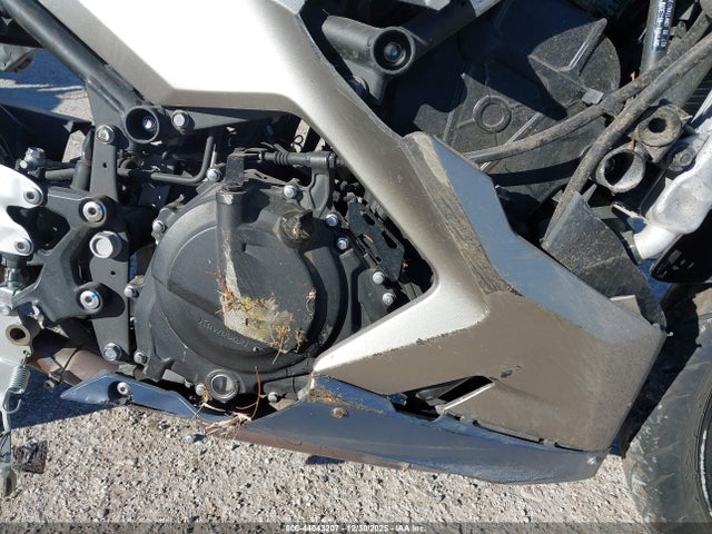 JKAEXKG14PDAS2322 Kawasaki EX400