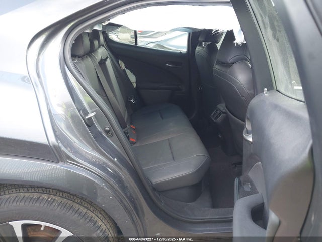 2024 Lexus Ux 250h Premium მანქანა იყიდება აუქციონზე, vin: JTHP6JBH8R2192399, აუქციონის ნომერი: 44043227