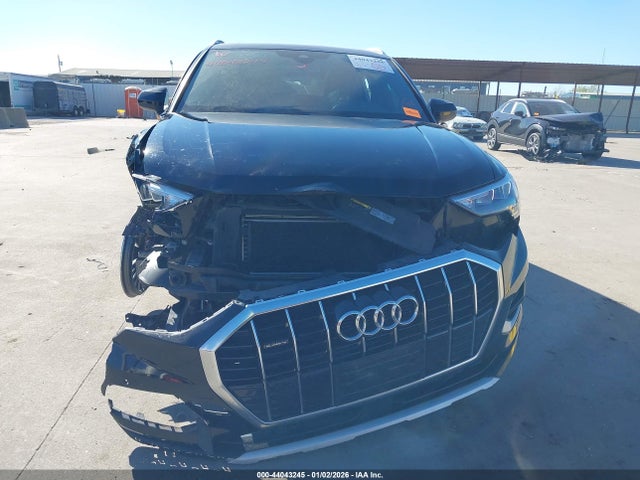2022 Audi Q3 Premium 40 Tfsi Quattro Tiptronic მანქანა იყიდება აუქციონზე, vin: WA1AUCF39N1030203, აუქციონის ნომერი: 44043245