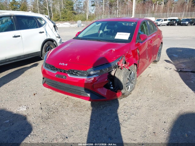 3KPF24AD0PE682800 KIA Forte Lxs