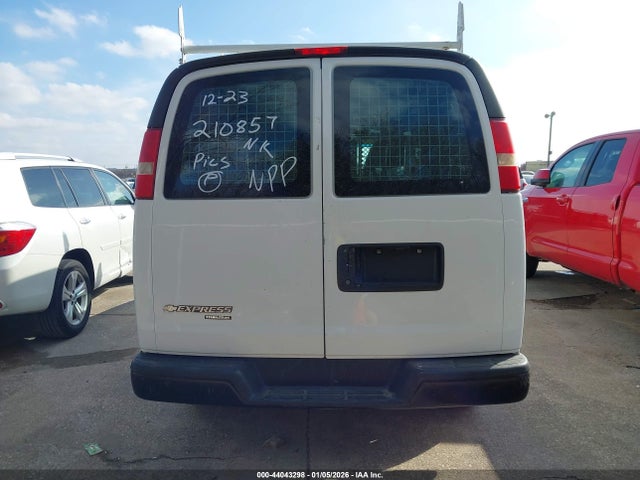 Chevrolet Express 2500 Work Van 2014 1GCWGFBA2E1210857 Image 16