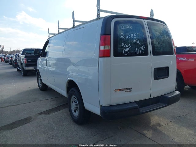 Chevrolet Express 2500 Work Van 2014 1GCWGFBA2E1210857 Image 3