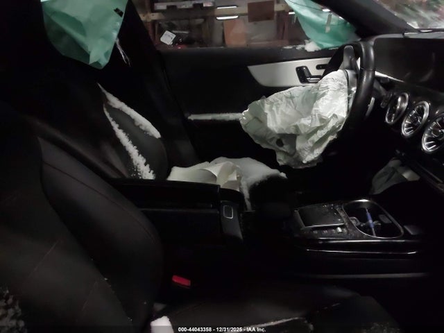 2022 MERCEDES-BENZ AMG CLA 35 W1K5J5BB8NN319225 Photo 4