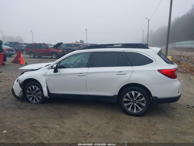 Продажа на аукционе авто 2017 Subaru Outback 2.5i Limited, vin: 4S4BSANC7H3389978, номер лота: 44043462