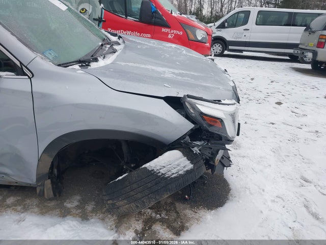 Subaru Forester Limited 2022 JF2SKAPC0NH462819 Image 6