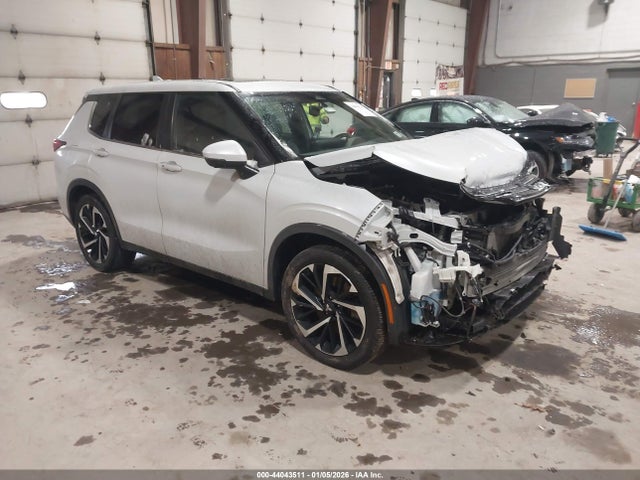 2022 MITSUBISHI OUTLANDER JA4J4UA87NZ010400 Photo 0
