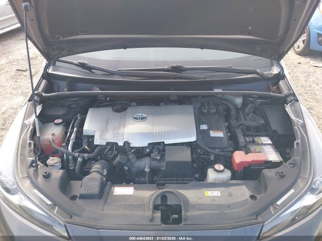 JTDKARFU4K3101743 Toyota Prius Le