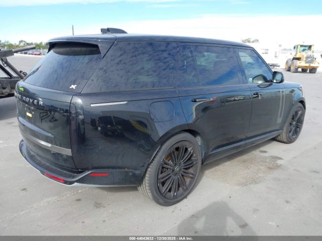 2024 LAND ROVER RANGE ROVER SALKPBFU4RA097844 Photo 3