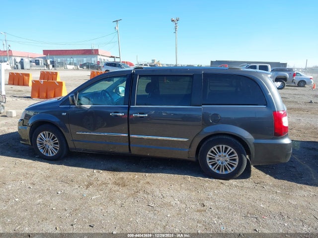 2014 Chrysler Town & Country Touring-l 30th Anniversary მანქანა იყიდება აუქციონზე, vin: 2C4RC1CG8ER368162, აუქციონის ნომერი: 44043659