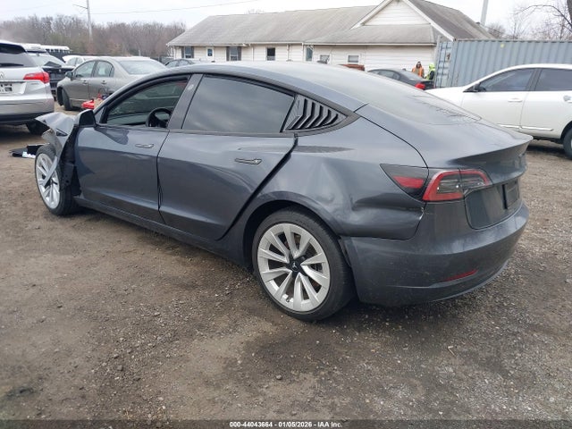 2023 TESLA MODEL 3 5YJ3E1EBXPF636239 Photo 2