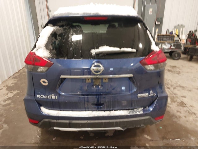 JN8AT2MV4LW105661 Nissan Rogue S Intelligent Awd
