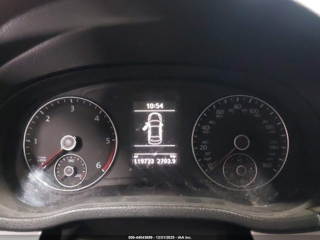 44043699 :رقم المزاد ، 1VWBN7A38DC030201 vin ، 2013 Volkswagen Passat 2.0l Tdi Se مزاد بيع