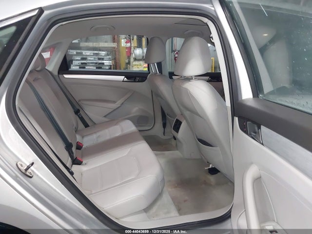 44043699 :رقم المزاد ، 1VWBN7A38DC030201 vin ، 2013 Volkswagen Passat 2.0l Tdi Se مزاد بيع