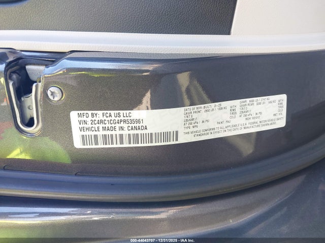 44043707 :رقم المزاد ، 2C4RC1CG4PR535961 vin ، 2023 Chrysler Voyager Lx مزاد بيع
