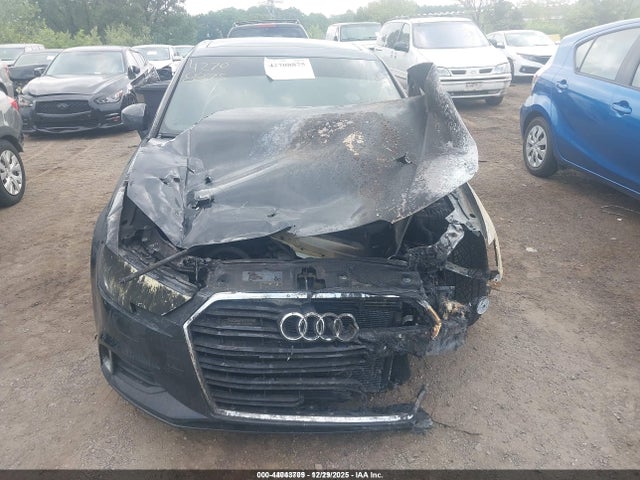 44043709 :رقم المزاد ، WAUB8GFF1H1036756 vin ، 2017 Audi A3 2.0t Premium مزاد بيع