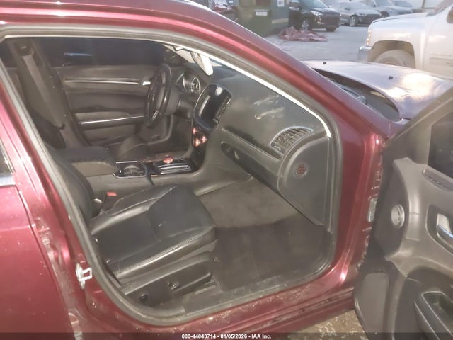 2017 Chrysler 300 Limited მანქანა იყიდება აუქციონზე, vin: 2C3CCAAG7HH668072, აუქციონის ნომერი: 44043714