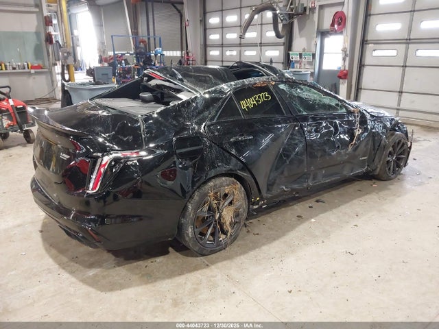 2023 CADILLAC CT4-V 1G6DL5RP0P0410364 Photo 3