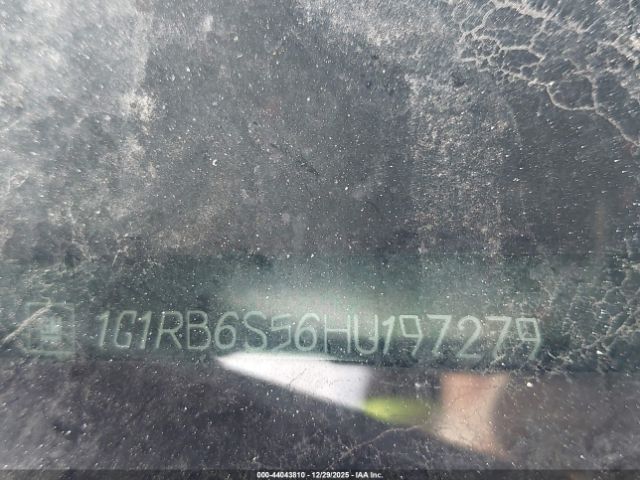 2017 CHEVROLET VOLT 1G1RB6S56HU197279 Photo 8