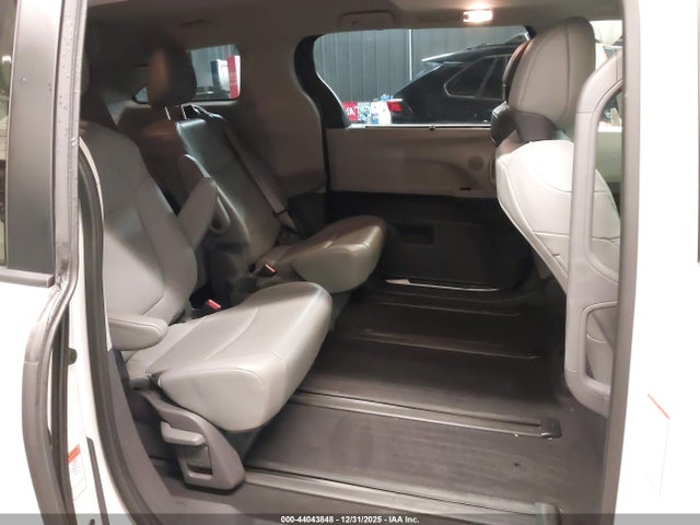2021 TOYOTA SIENNA 5TDYSKFC2MS027729 Photo 7