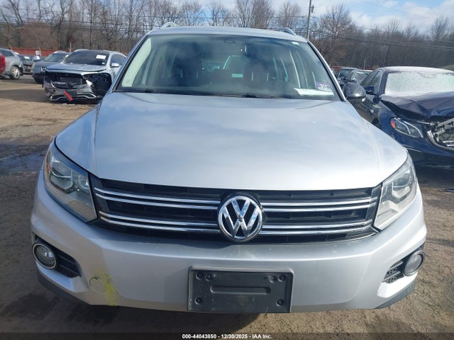 Продаж на аукціоні авто 2017 Volkswagen Tiguan 2.0t Sport, vin: WVGTV7AX9HK027549, номер лоту: 44043850