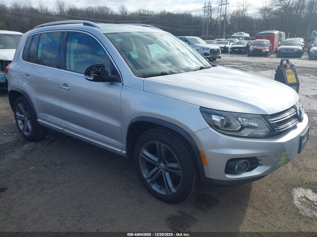 Продаж на аукціоні авто 2017 Volkswagen Tiguan 2.0t Sport, vin: WVGTV7AX9HK027549, номер лоту: 44043850