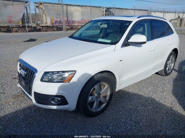 2012 AUDI Q5 WA1DKAFP1CA059766 Photo 1