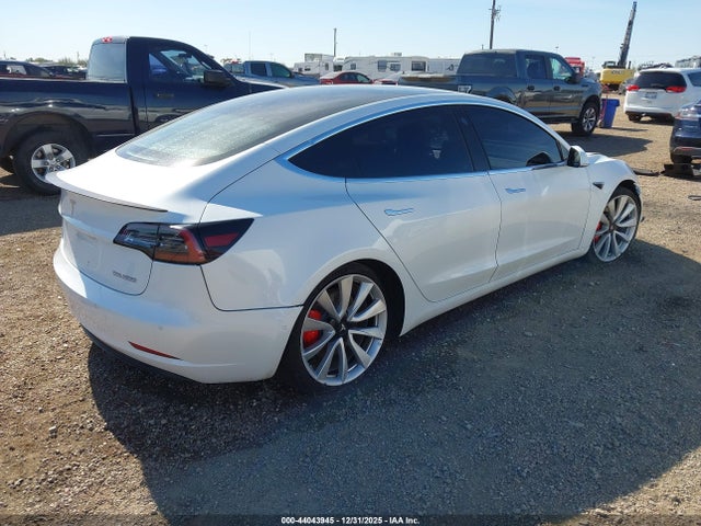 2018 TESLA MODEL 3 5YJ3E1EB0JF106532 Photo 3