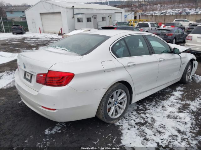 2016 BMW 528I WBA5A7C5XGG151638 Photo 3