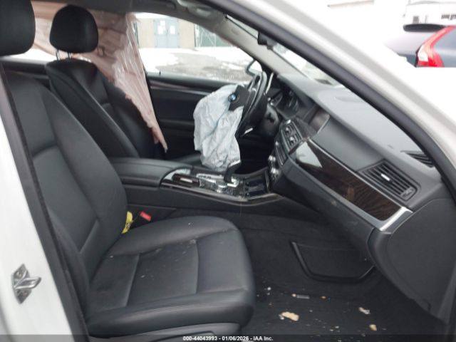 2016 BMW 528I WBA5A7C5XGG151638 Photo 4