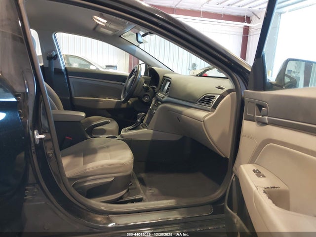 5NPD84LF3HH036782 Hyundai ELANTRA SE