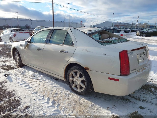 2008 CADILLAC STS 1G6DD67V380215817 Photo 2