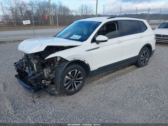3VV0B7AX0NM121793 Volkswagen Tiguan 2.0t S