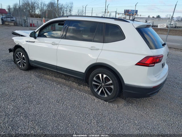3VV0B7AX0NM121793 Volkswagen Tiguan 2.0t S