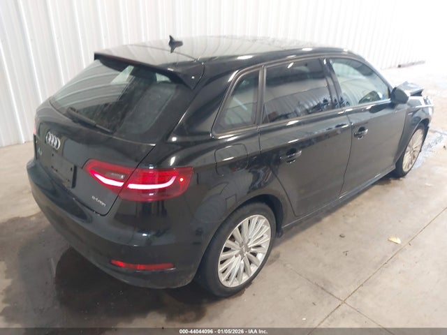 2016 AUDI A3 E-TRON WAUUPBFF7GA123882 Photo 3