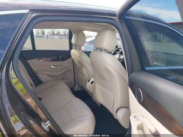 Mercedes-Benz GLC 300 2016 WDC0G4JB8GF019352 Image 8
