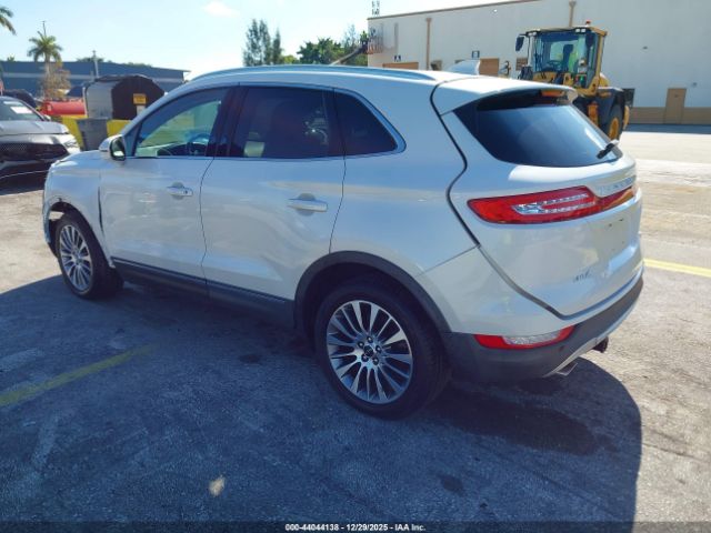 2017 LINCOLN MKC 5LMCJ3C92HUL11058 Photo 2