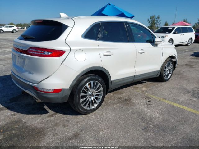 2017 LINCOLN MKC 5LMCJ3C92HUL11058 Photo 3