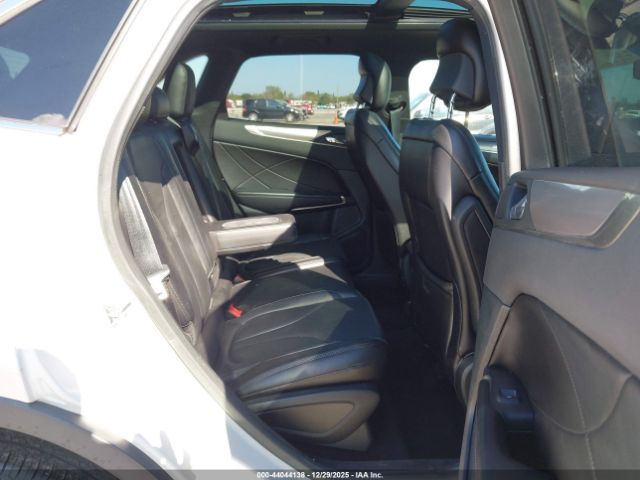 2017 LINCOLN MKC 5LMCJ3C92HUL11058 Photo 7