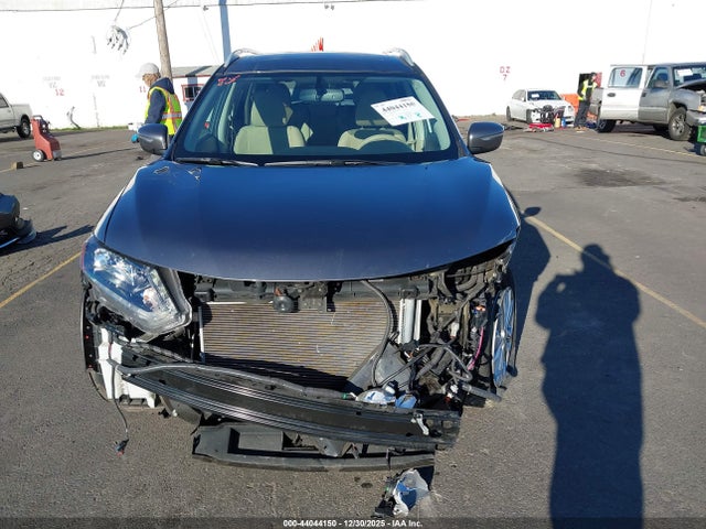 Nissan ROGUE SV 2015 5N1AT2MV3FC924576 Image 13