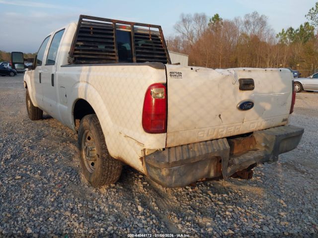 2011 FORD F-250 1FT7W2A63BEA97129 Photo 2