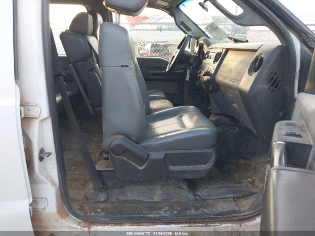 2011 FORD F-250 1FT7W2A63BEA97129 Photo 4