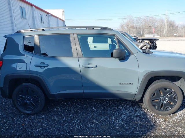 ZACCJBAB9JPH25629 Jeep Renegade Upland Edition 4x4