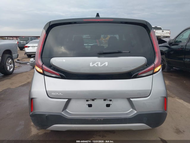 KNDJ23AU6P7188395 KIA SOUL LX