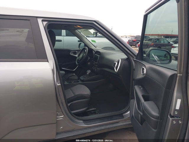 KNDJ23AU6P7188395 KIA SOUL LX